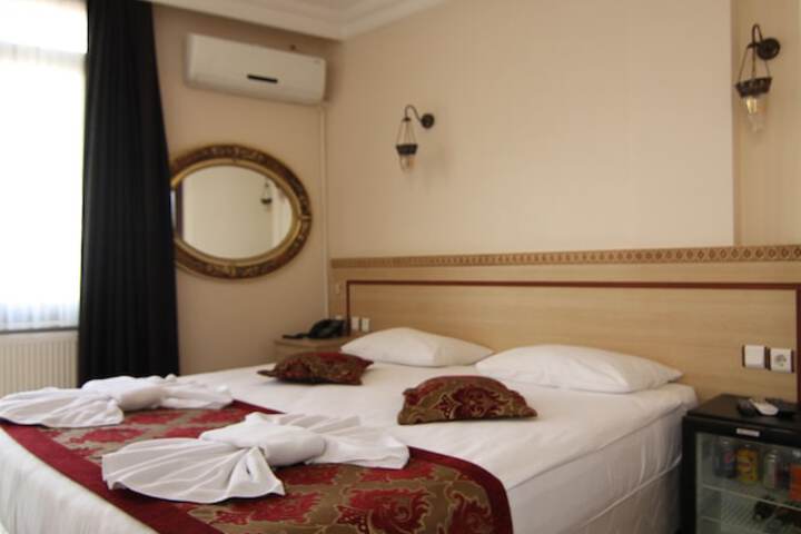 Room 16 of 74