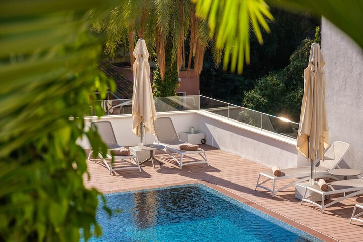 Pool 50 of 66
