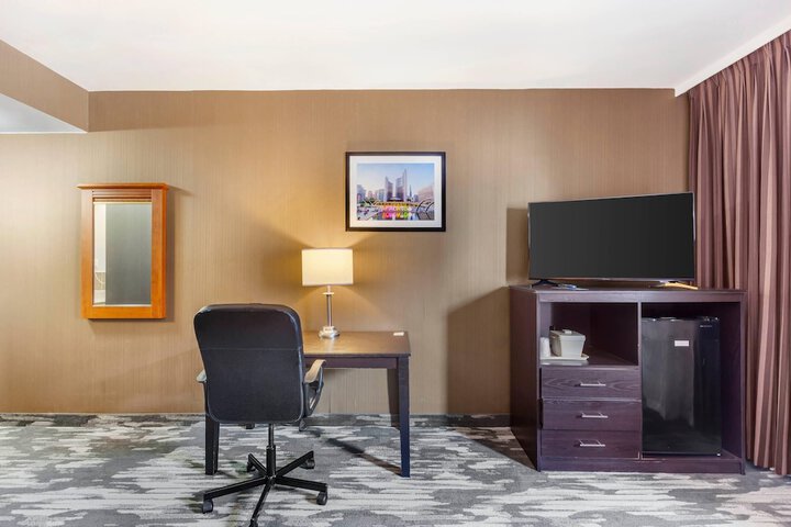 Room 14 of 44