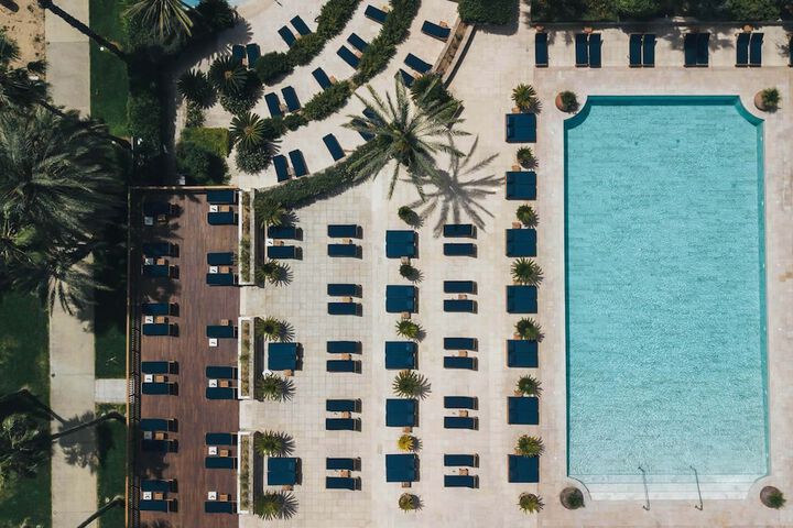 Pool 116 of 142