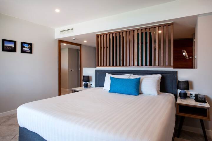 Room 43 of 278