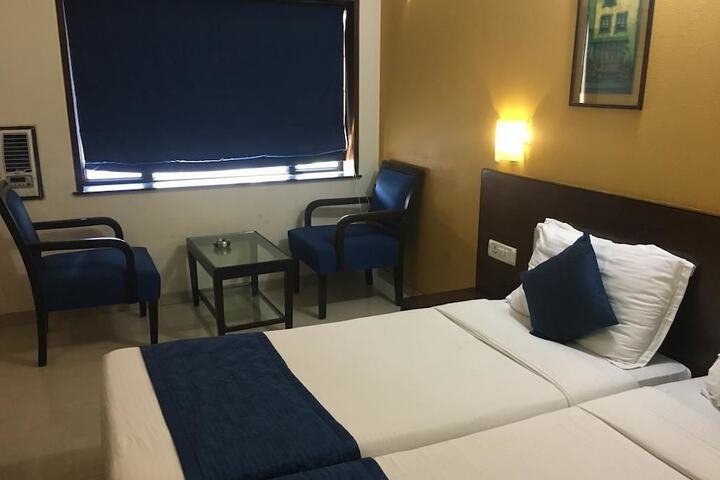 Room 2 of 21