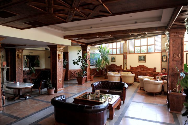 Lobby Entry