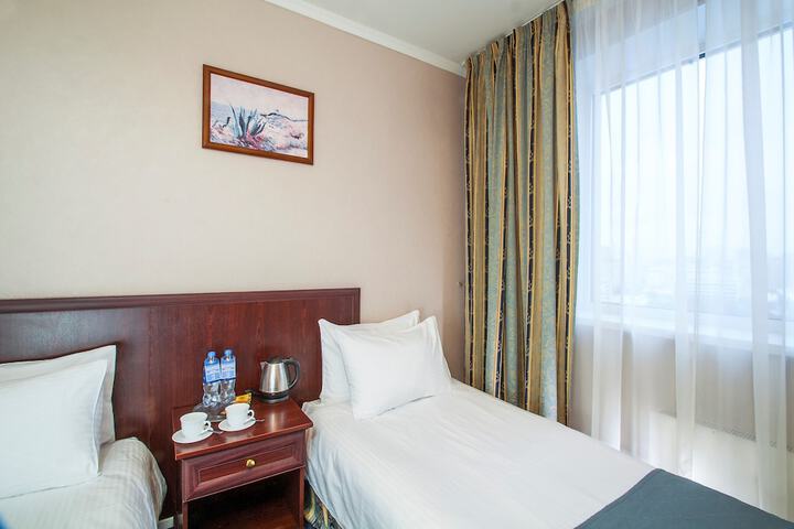 Room 45 of 120