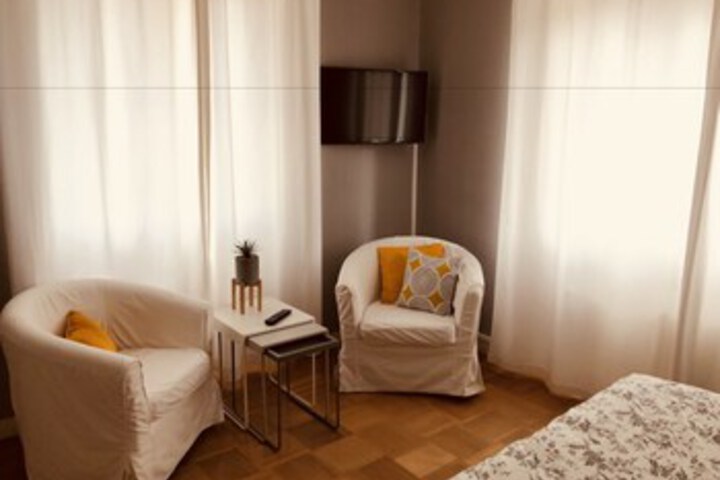Room 18 of 25