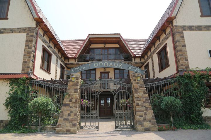 Hotel 6 of 43