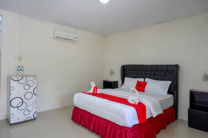 Room 14 of 48