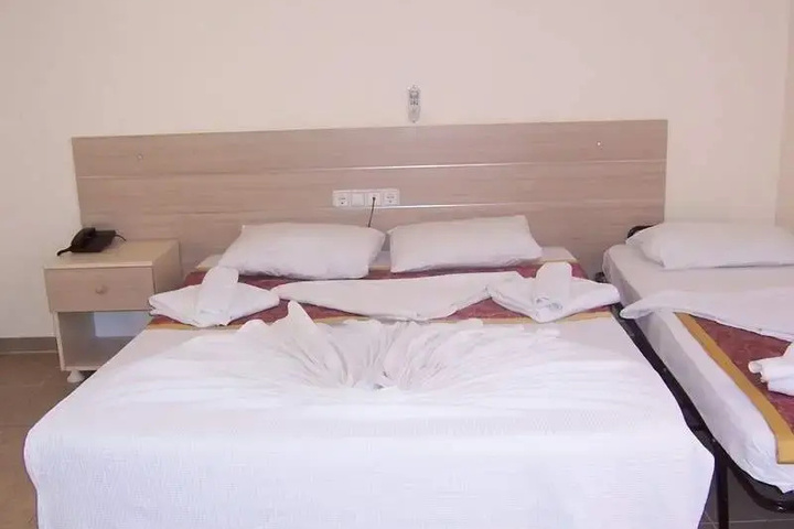 Room 4 of 21