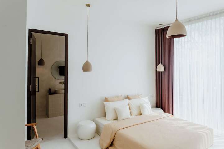 Room 6 of 26