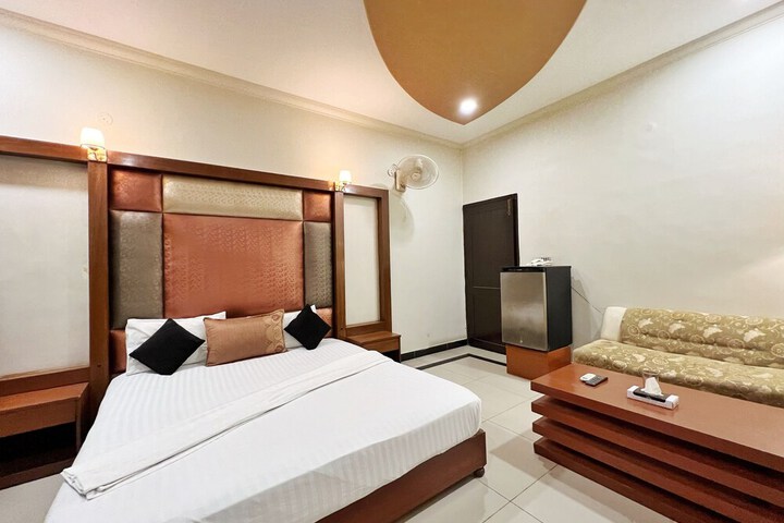 Room 42 of 67
