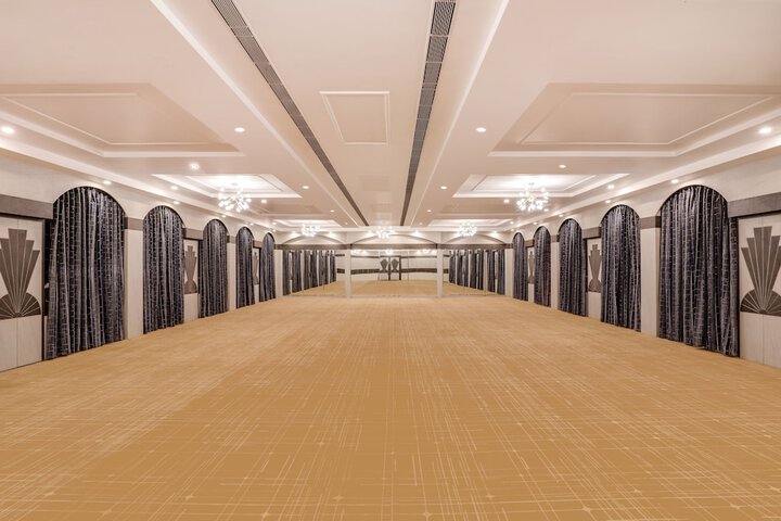 Ballroom/Hall 49 of 60