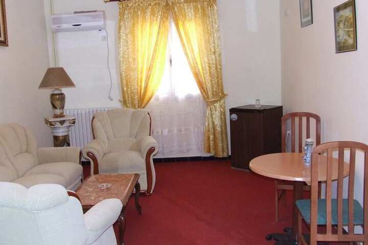 Room 17 of 45