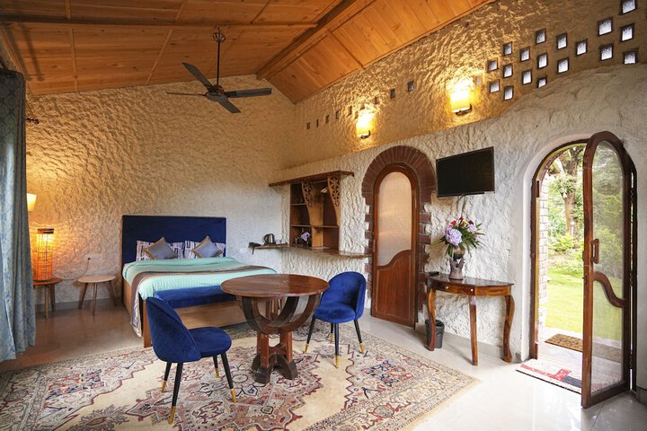 Room 4 of 60