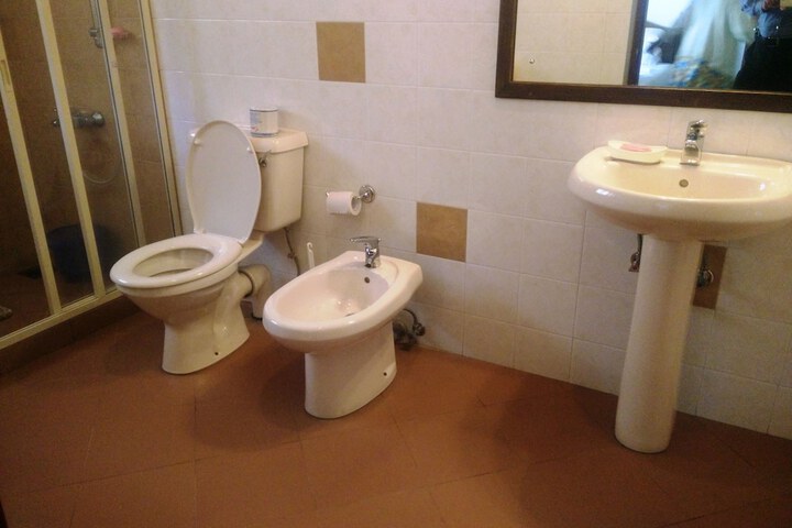 Room 14 of 14