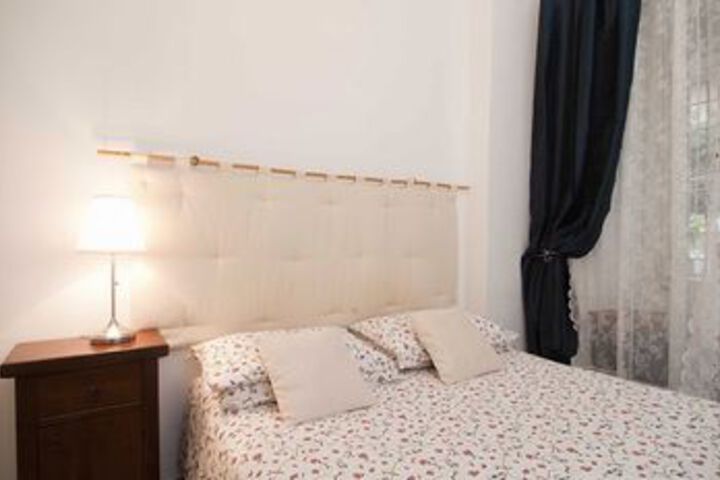 Room 10 of 15