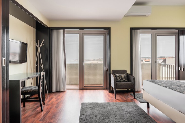 Room 25 of 135