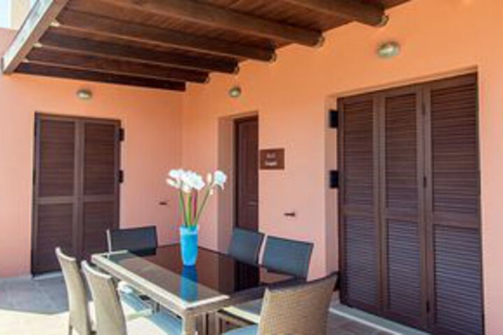 Terrace/Patio 2 of 17