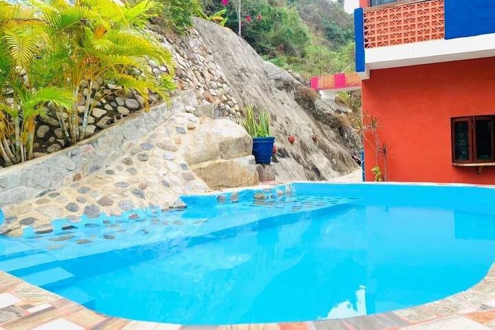 Pool 14 of 24