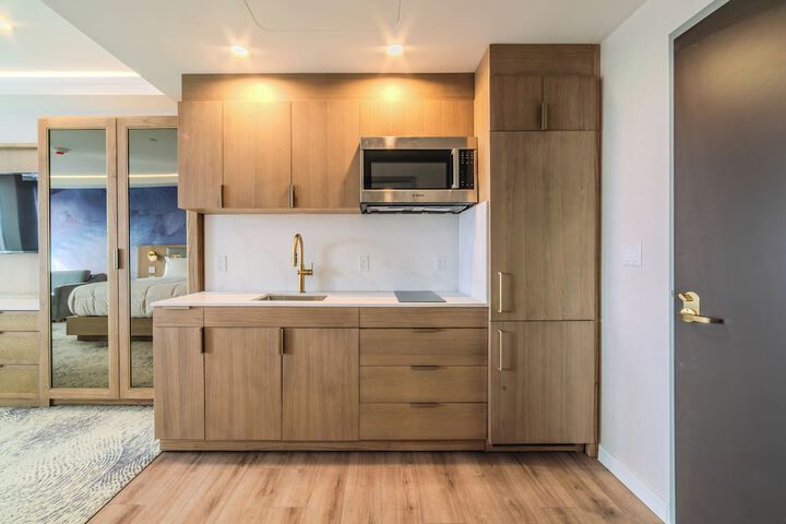 Private kitchenette
