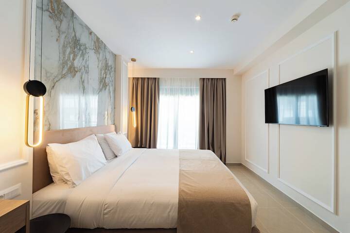 Room 40 of 187