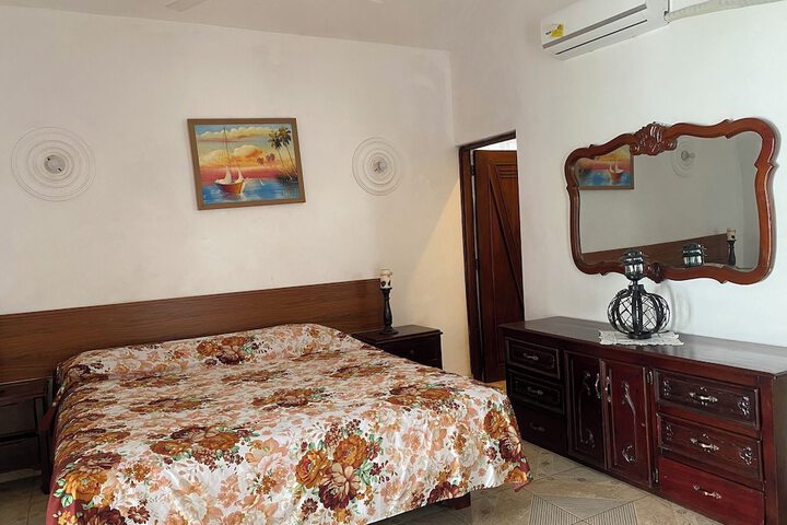 Room 14 of 132