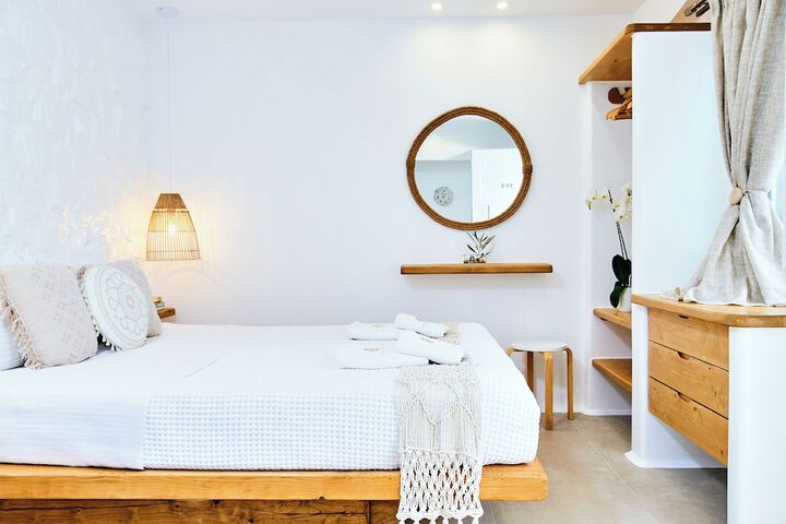 Room 15 of 79