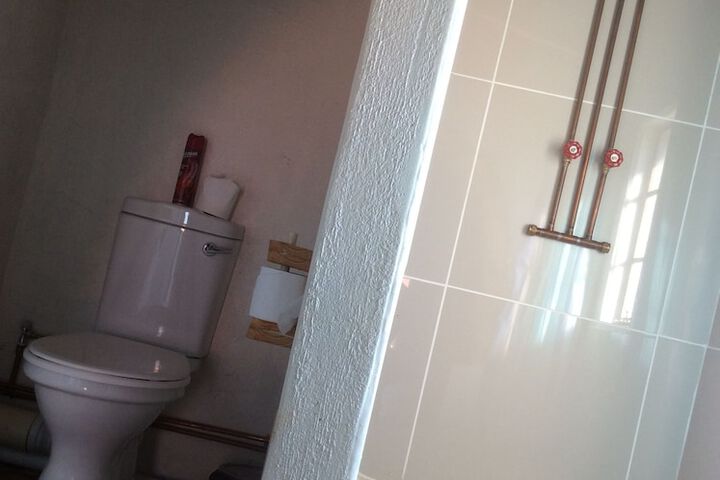 Room 7 of 19