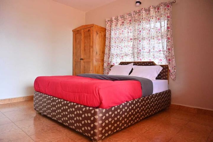 Room 3 of 15
