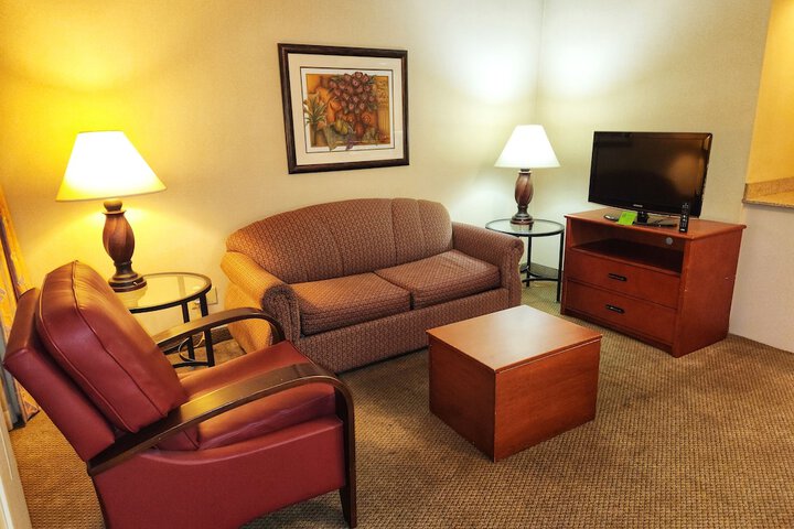 2 Double Beds 1 Bedroom Suite (18 of 22)