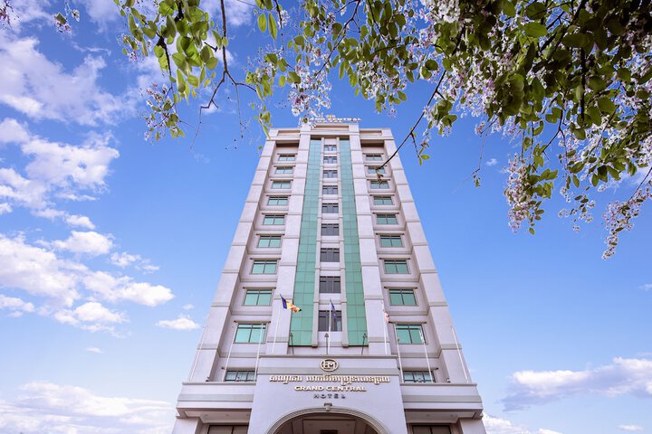 Hotel 71 of 78