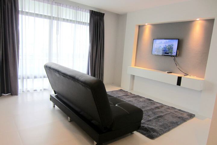 Room 43 of 63