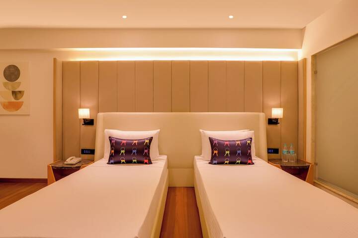 Room 5 of 47