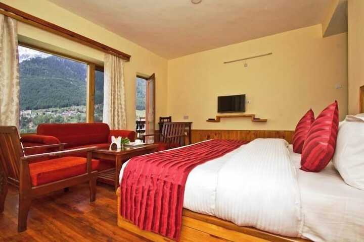 Room 4 of 33