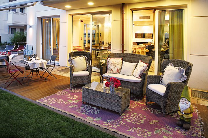 Terrace/Patio 29 of 31
