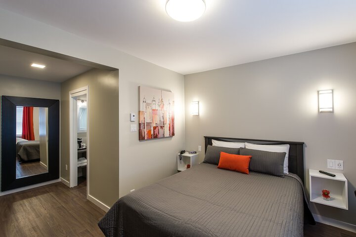 Room 10 of 40