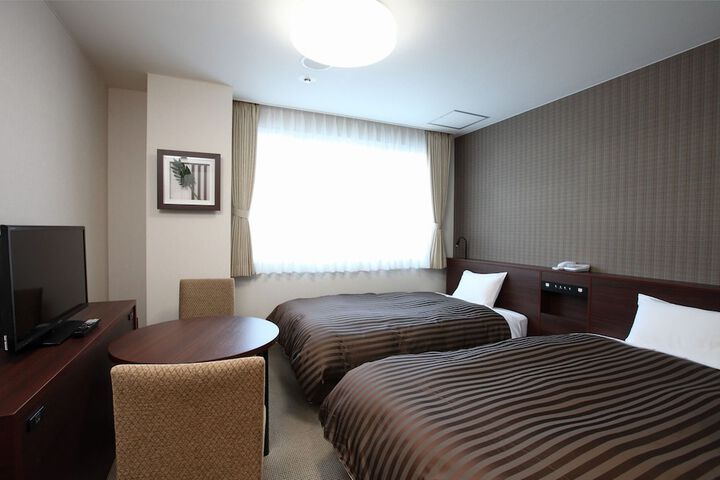 Room 5 of 47