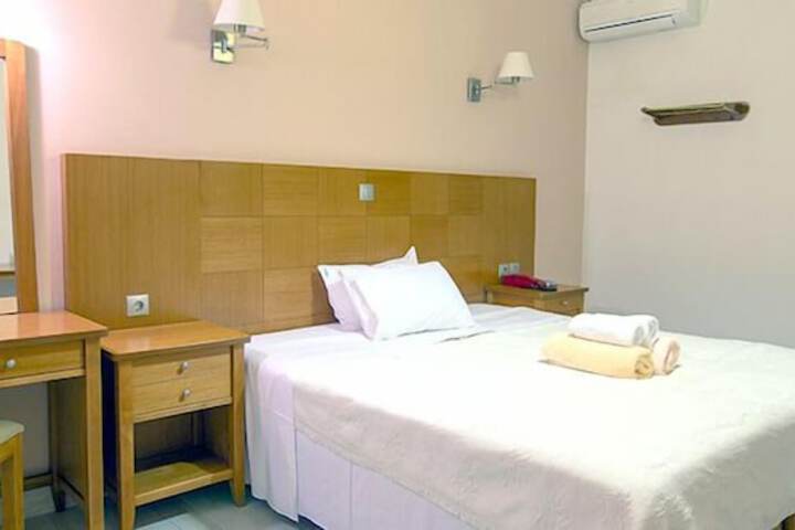 Room 6 of 46