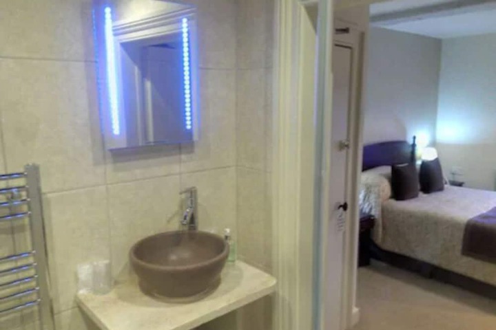 Bath Interior