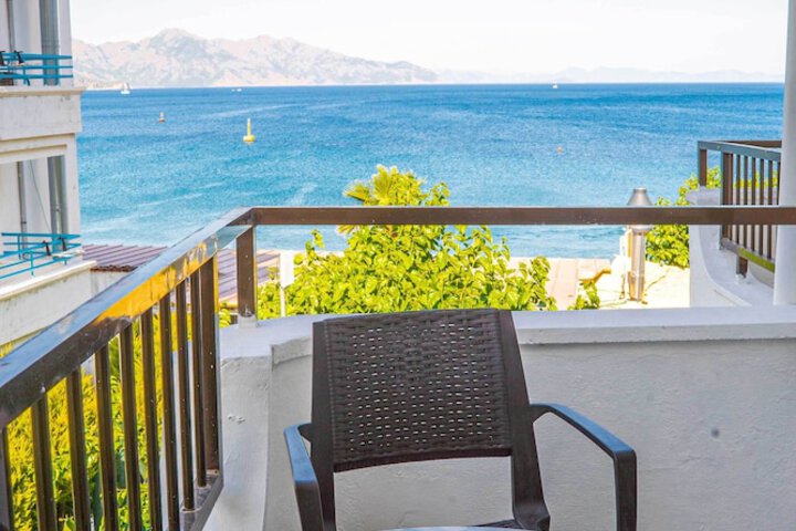 Terrace/Patio 227 of 228
