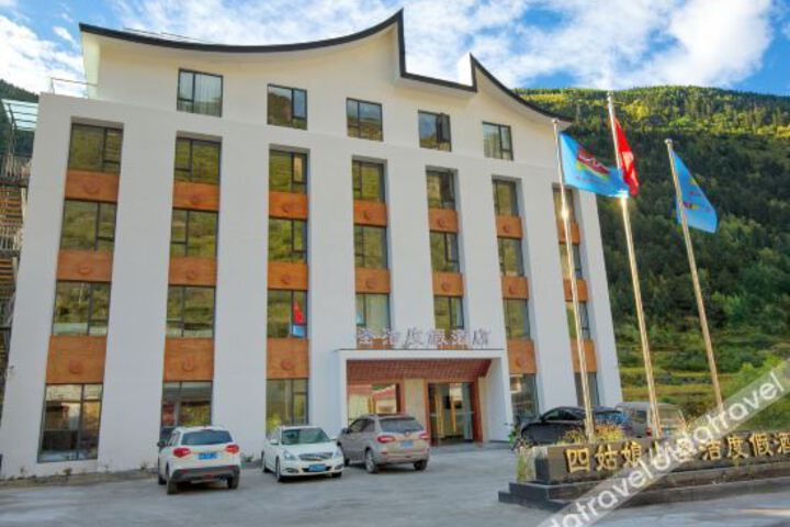 Hotel 16 of 42
