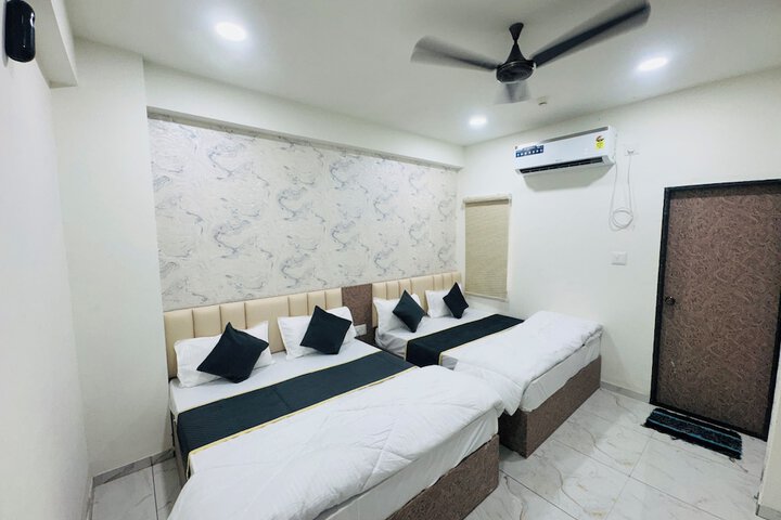 Room 18 of 21