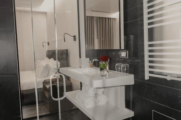 Room 30 of 67