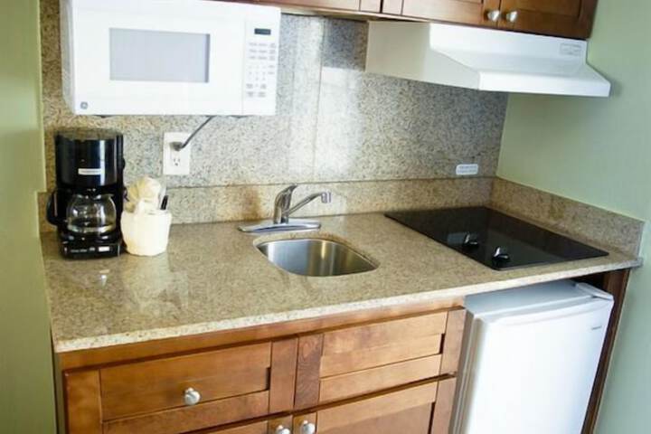 Private kitchenette
