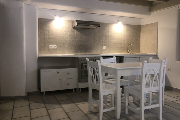 Room 17 of 31