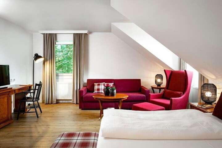 Room 43 of 105