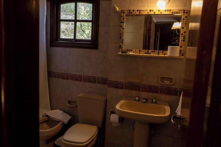 Room 5 of 7