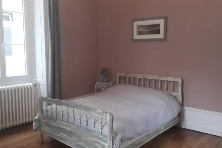 Room 3 of 5