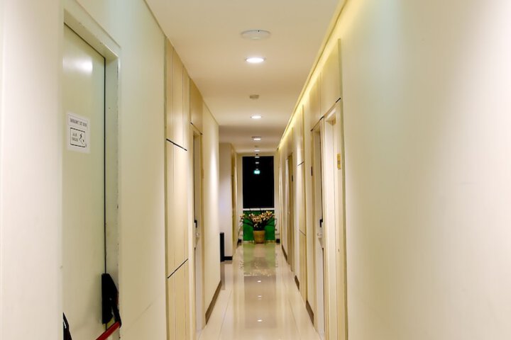 Hotel 17 of 17