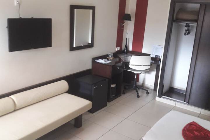 Room 14 of 39