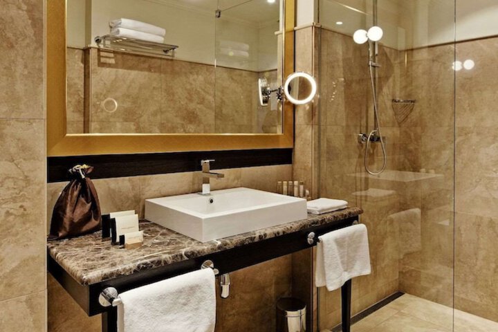 Bath Photo